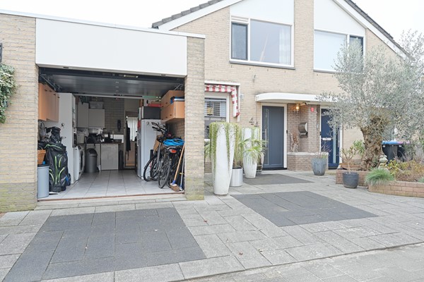 Medium property photo - Annette Versluys-Poelmanstraat 44, 3207 SJ Spijkenisse